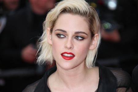Kristen Stewart hat sich ausgiebig auf die Rolle von Prinzessin Diana vorbereitet. Kristen Stewart hat sich ausgiebig auf die Rolle von Prinzessin Diana vorbereitet.