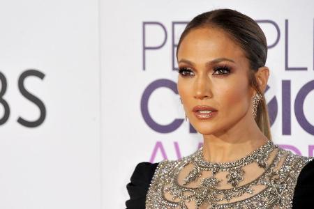 Jennifer Lopez ist demnächst gleich in zwei Netflix-Produktionen zu sehen. Jennifer Lopez ist demnächst gleich in zwei Netflix-Produktionen zu sehen.