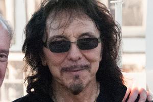Black-Sabbath-Gitarrist Tony Iommi denkt oft an den Tod