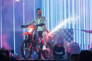 Florian Silbereisen gibt die neuen "Schlagerfest"-Termine bekannt