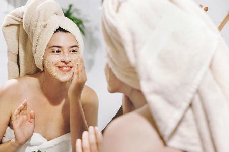 Beauty-Booster für zu Hause helfen gegen Langeweile. Beauty-Booster für zu Hause helfen gegen Langeweile.