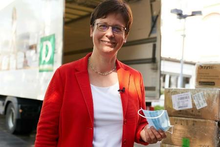 Prof. Dr. Kostka von der Caritas Berlin: Mund-Nasen-Schutz bleibt unumgänglich. Prof. Dr. Kostka von der Caritas Berlin: Mund-Nasen-Schutz bleibt unumgänglich.