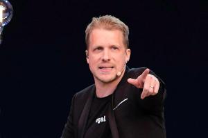 Blutiger Einsatz: Oliver Pocher feiert Instagram-Meilenstein