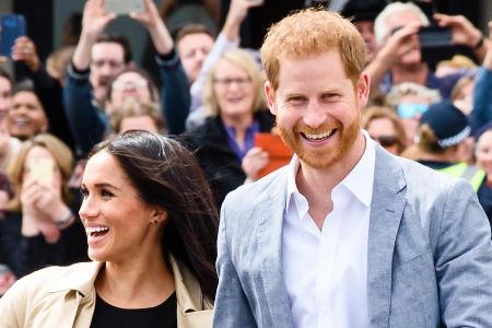 Meghan und Harry haben sich mittlerweile weitestgehend aus der Öffentlichkeit zurückgezogen. Meghan und Harry haben sich mittlerweile weitestgehend aus der Öffentlichkeit zurückgezogen.