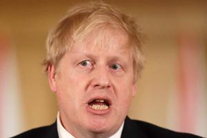 Darum joggt Boris Johnson im Garten des Buckingham Palasts