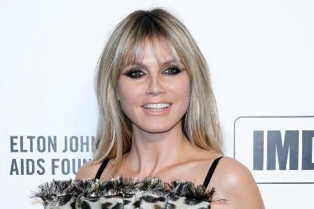 Model Heidi Klum hat sich unter Model Heidi Klum hat sich unter