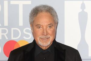 Sir Tom Jones möchte bis zu seinem "letzten Atemzug" arbeiten