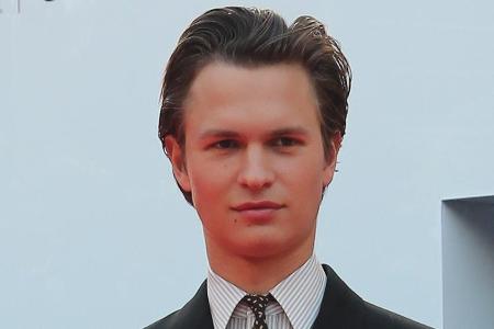 Ansel Elgort bei einer Premiere im September 2019. Ansel Elgort bei einer Premiere im September 2019.