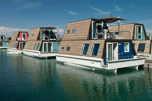 Ferien an der Adria: Mit dem Hausboot Italien neu entdecken