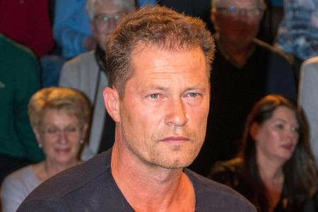 Til Schweiger während einer TV-Aufzeichnung