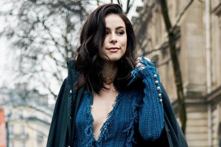 Lena Meyer-Landrut setzt häufig auf ein Haarstyling mit Beach Waves. Lena Meyer-Landrut setzt häufig auf ein Haarstyling mit Beach Waves.