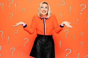 "Wer sieht das denn?!": Ruth Moschner moderiert neue Quizshow