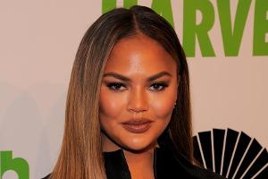Chrissy Teigen kocht wieder: "Ich bin zurück!"