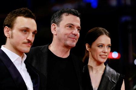 Regisseur Christian Petzold (Mitte), Paula Beer und Franz Rogowski sind mit dem Film Regisseur Christian Petzold (Mitte), Paula Beer und Franz Rogowski sind mit dem Film