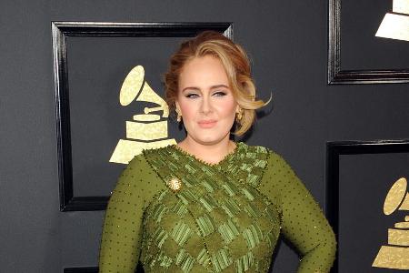 Adele meldet sich zurück. Adele meldet sich zurück.
