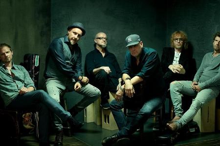 Die Band besteht heute noch aus den vier Gründungsmitgliedern: Kai und Thorsten Wingenfelder, Christof Stein-Schneider und R... Die Band besteht heute noch aus den vier Gründungsmitgliedern: Kai und Thorsten Wingenfelder, Christof Stein-Schneider und R...
