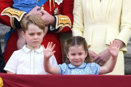 Prinz George (l.), Prinzessin Charlotte und Prinz Louis mit ihren Eltern Prinz William und Herzogin Kate. Prinz George (l.), Prinzessin Charlotte und Prinz Louis mit ihren Eltern Prinz William und Herzogin Kate.