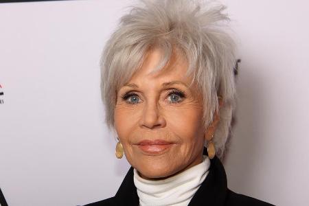 Jane Fonda wird im Dezember 83 Jahre alt und ist seit den 1960er Jahren im Showgeschäft. Jane Fonda wird im Dezember 83 Jahre alt und ist seit den 1960er Jahren im Showgeschäft.