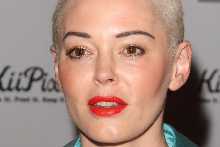Rose McGowan geht mit den Machern des Rose McGowan geht mit den Machern des