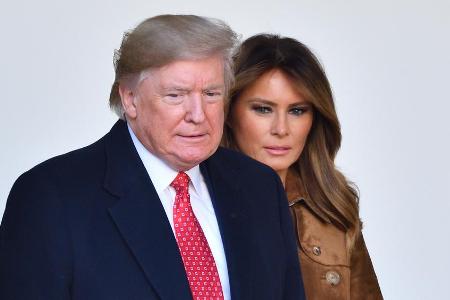 Donald und Melania Trump wurden positiv auf das Coronavirus getestet. Donald und Melania Trump wurden positiv auf das Coronavirus getestet.