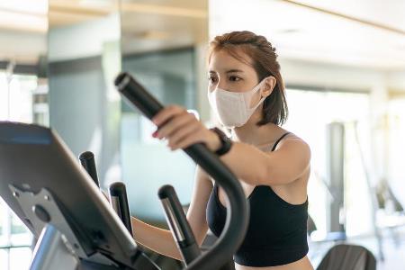 Training mit Maske ist wichtig - und möglich. Training mit Maske ist wichtig - und möglich.