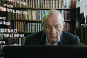 "Wilsberg: Alles Lüge": Zwischen Fake News und Hetzkampagnen im Netz ermittelt Wilsberg (Leonard Lansink) in einem sehr real...