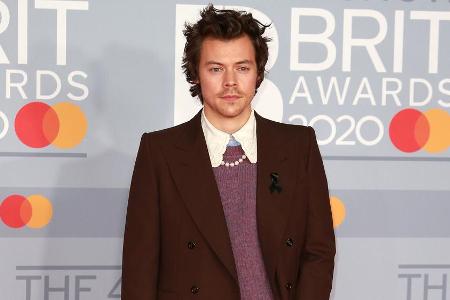 Harry Styles ist derzeit auf dem Cover der Harry Styles ist derzeit auf dem Cover der