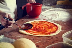 Pizzateig selber machen: Das sind die häufigsten Fehler