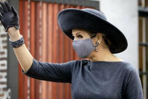 Königin Máxima: So gelingt ein eleganter Auftritt mit Maske