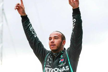 Nach seinem Sieg war Lewis Hamilton den Tränen nahe Nach seinem Sieg war Lewis Hamilton den Tränen nahe