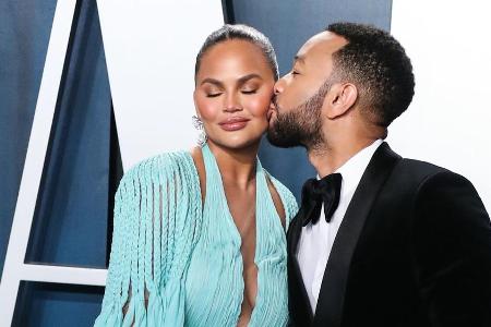 Chrissy Teigen und John Legend sind seit 2013 verheiratet. Chrissy Teigen und John Legend sind seit 2013 verheiratet.