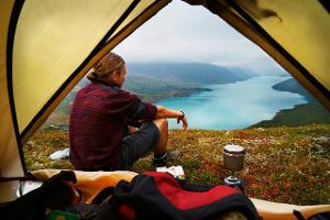 Campingplätze ausgebucht: Welche Regeln gelten beim Wildcampen?