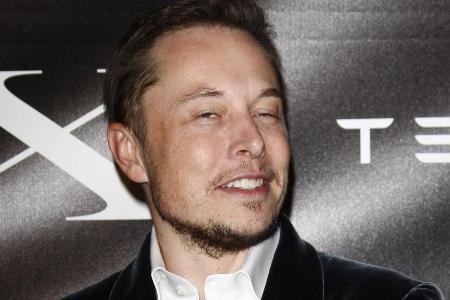 Elon Musk verkauft jetzt Hosen. Elon Musk verkauft jetzt Hosen.