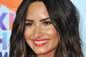 Dicker Klunker: Demi Lovato hat sich verlobt!