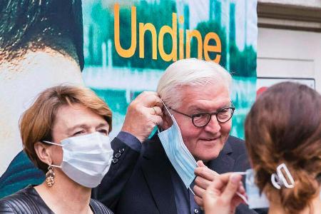Frank-Walter Steinmeier und Elke Büdenbender bei einer Frank-Walter Steinmeier und Elke Büdenbender bei einer