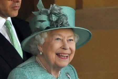 Queen Elizabeth II. hatte an ihrem 94. Geburtstag gut lachen. Queen Elizabeth II. hatte an ihrem 94. Geburtstag gut lachen.