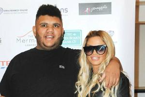 Auf der Intensivstation: Katie Price bangt um ihren Sohn Harvey