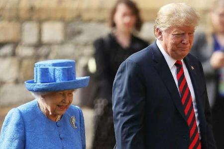 Die Queen und Donald Trump haben sich schon häufiger getroffen. Die Queen und Donald Trump haben sich schon häufiger getroffen.