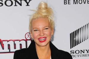 Sia: Ihre Enkelkinder sollen sie nicht Oma nennen