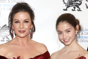 Catherine Zeta-Jones: Verblüffende Ähnlichkeit mit Tochter Carys