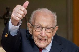 Ritterschlag von der Queen: Tom Moore freut sich über "große Ehre"