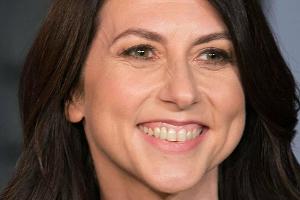 MacKenzie Scott: Ex-Frau von Jeff Bezos spendet Milliardensumme