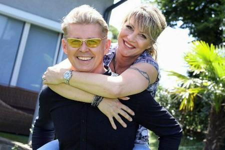 Markus Mörl und Yvonne König haben live bei RTLzwei geheiratet Markus Mörl und Yvonne König haben live bei RTLzwei geheiratet