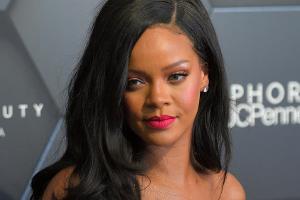 Rihanna: Gesichtsprellung nach Unfall mit Elektroroller