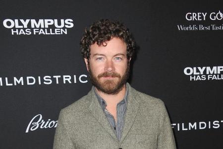Gegen Danny Masterson werden schwere Vorwürfe erhoben - hat er drei Frauen vergewaltigt? Gegen Danny Masterson werden schwere Vorwürfe erhoben - hat er drei Frauen vergewaltigt?