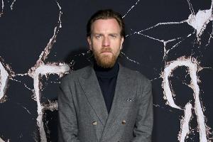 Den passenden Bart für die Rolle des Obi-Wan Kenobis hat Ewan McGregor schon