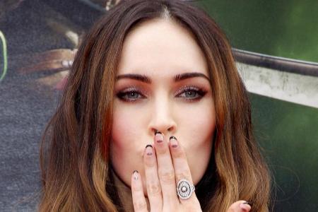Nicht nur Schauspielerin Megan Fox zeigt sich im Corona-Jahr frisch verliebt. Nicht nur Schauspielerin Megan Fox zeigt sich im Corona-Jahr frisch verliebt.