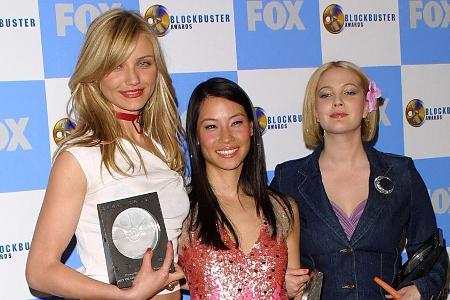 20 Jahre ist es her, als Cameron Diaz (l.) Lucy Liu (Mitte) und Drew Barrymore zu den 20 Jahre ist es her, als Cameron Diaz (l.) Lucy Liu (Mitte) und Drew Barrymore zu den