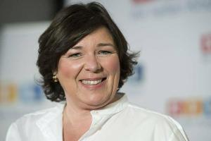 Vera Int-Veen stellt mit "Vera macht Mittag" ein Kochbuch vor.