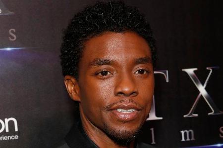 Chadwick Boseman verlor im Alter von 43 Jahren den Kampf gegen den Darmkrebs. Chadwick Boseman verlor im Alter von 43 Jahren den Kampf gegen den Darmkrebs.
